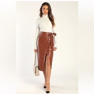 Lulu’s Effortless Class Brown Vegan Leather Faux
Wrap Midi Skirt Sz XS NWT